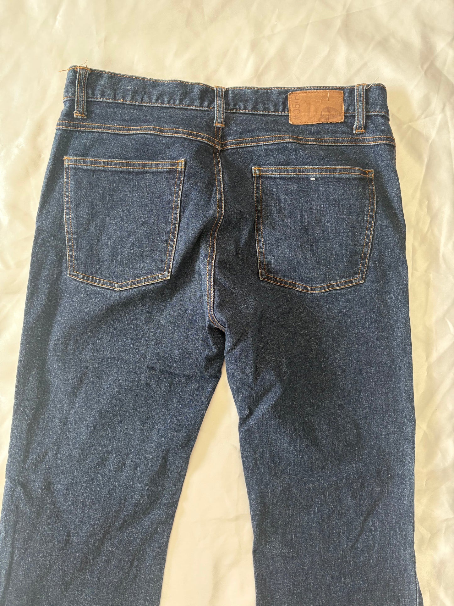 90’s/y2k low rise flare jeans