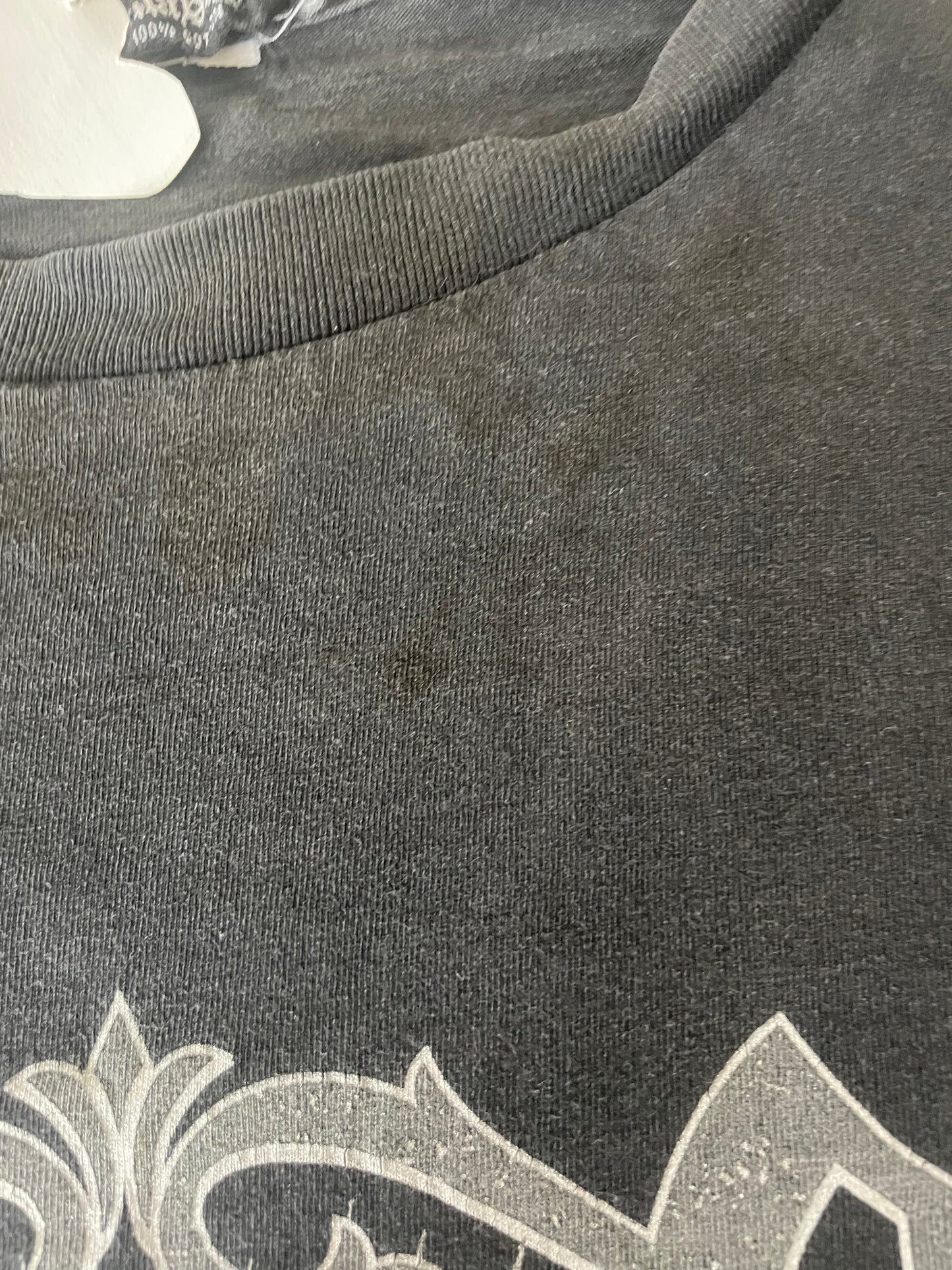 Vintage 90’s Men’s/unisex Billabong tshirt