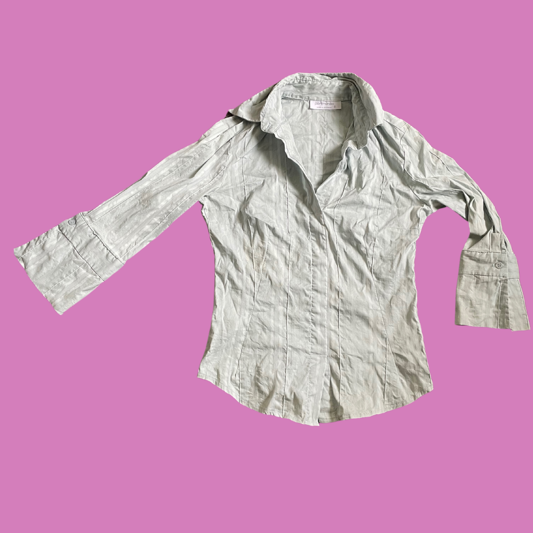 90’s/00’s light blue fitted 3/4 sleeve blouse