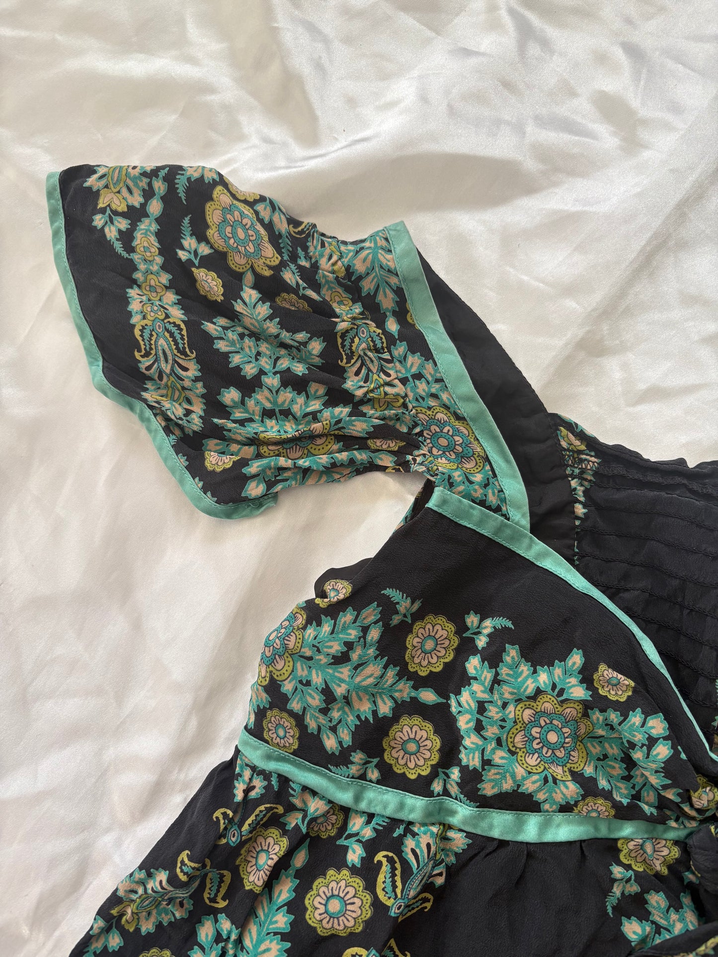 00’s 100% silk mini dress