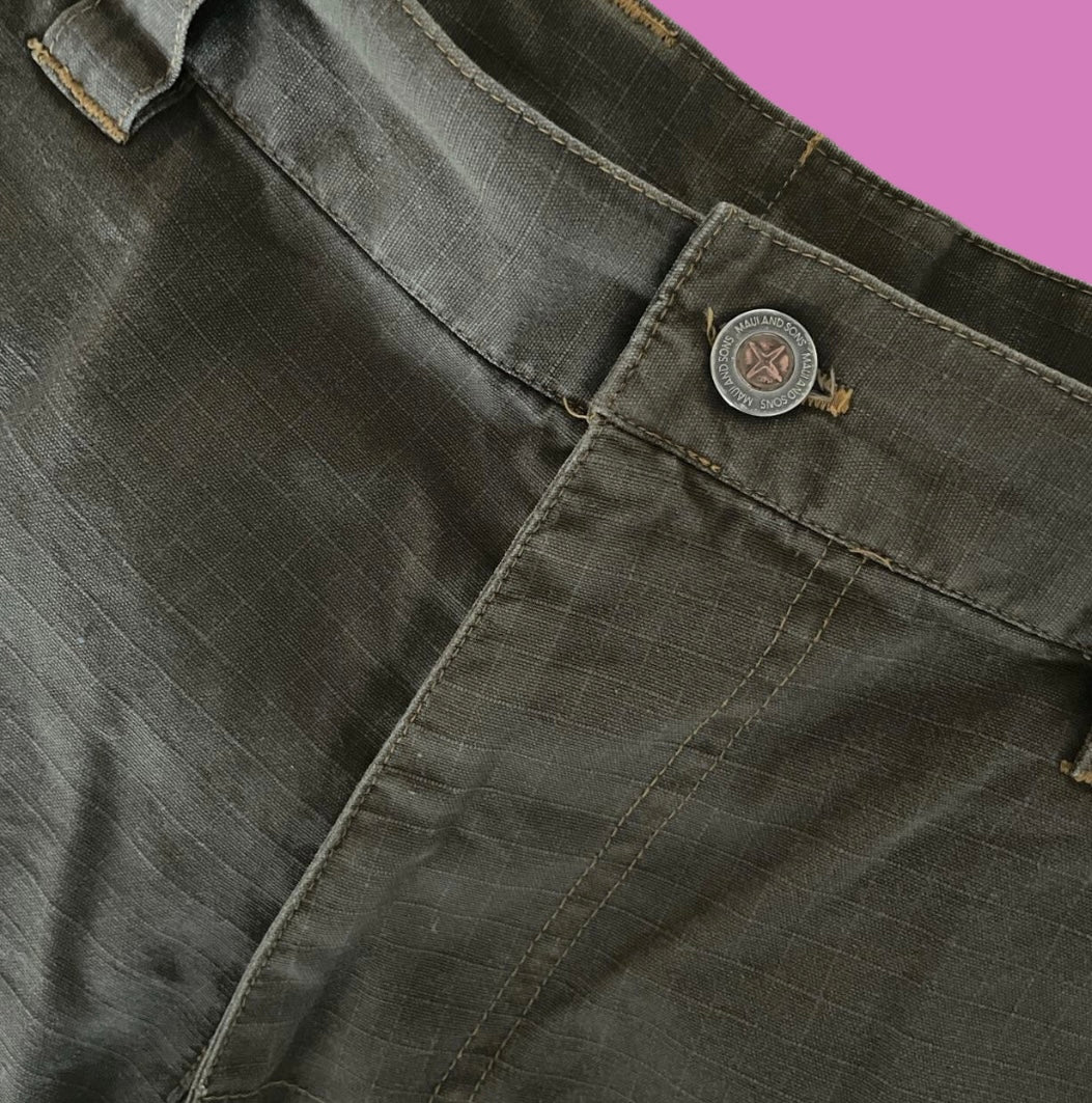 Mens/unisex 90s/00s cargo shorts