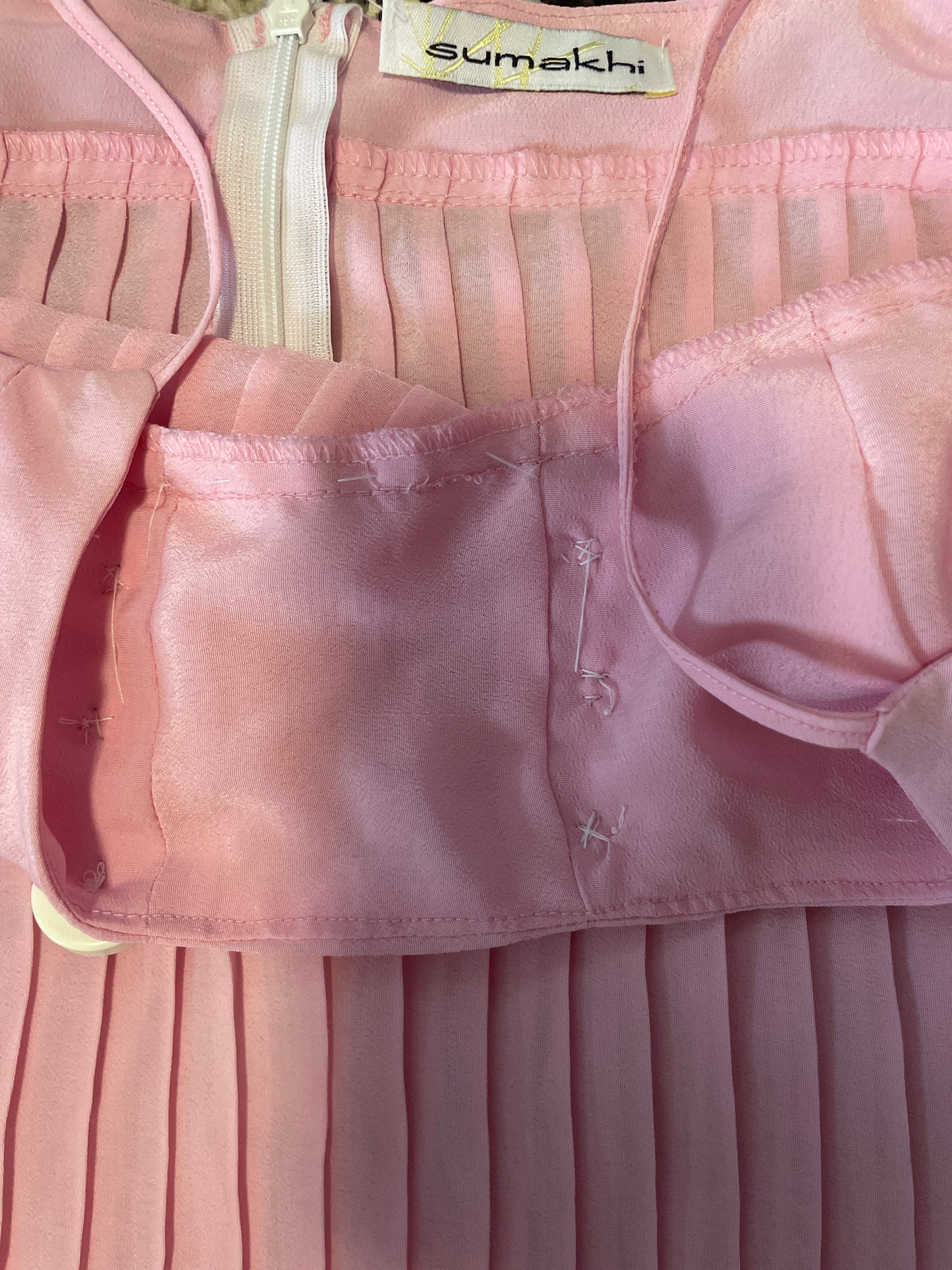 00’s “sumakhi” pink pleated cami/tank top
