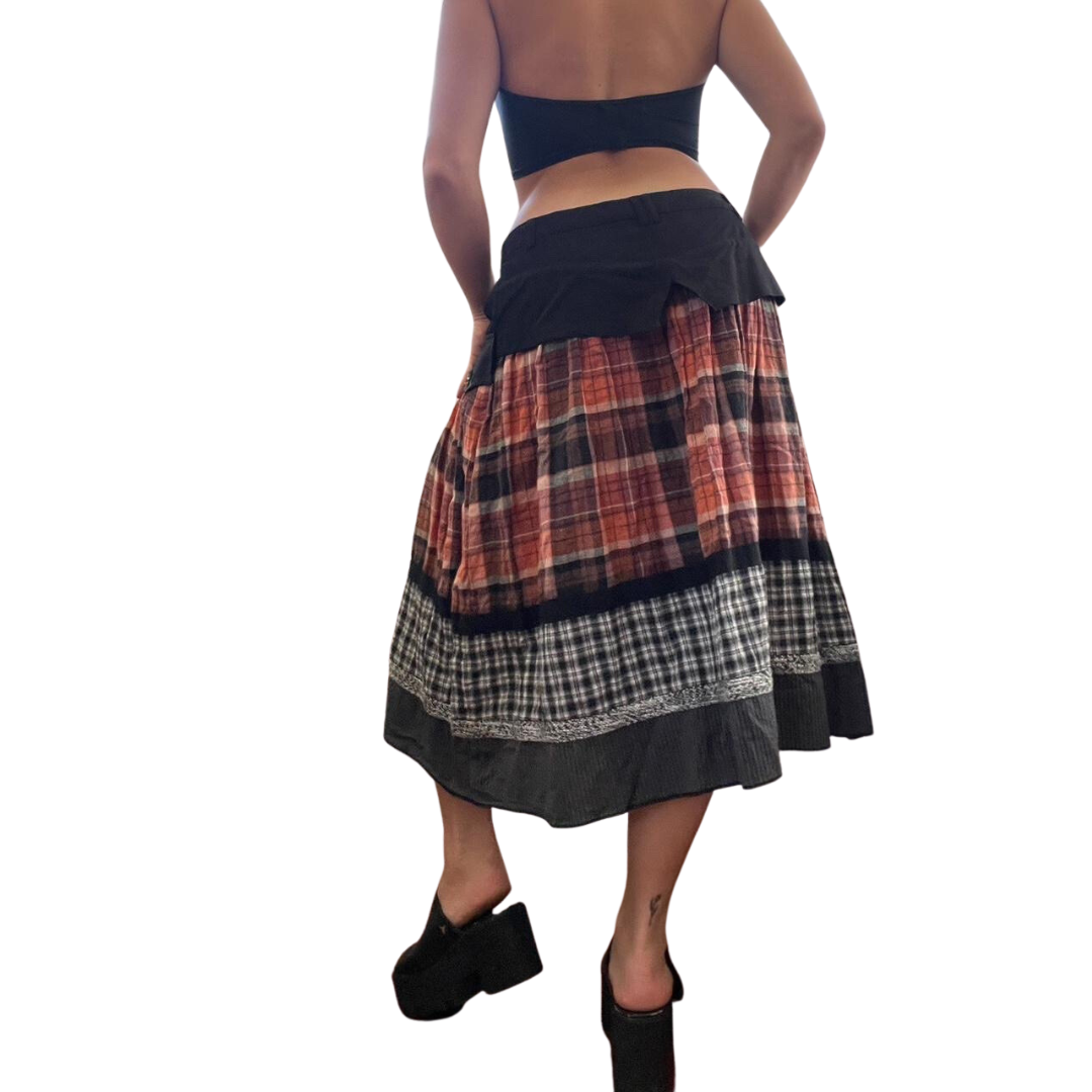 Unique 00s grunge midi skirt