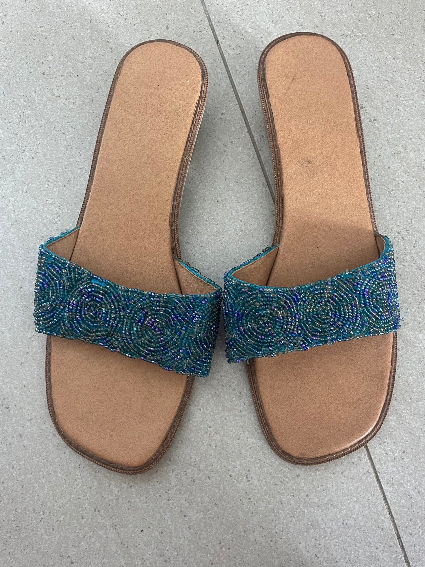 00’s beaded block heel sandals/slides