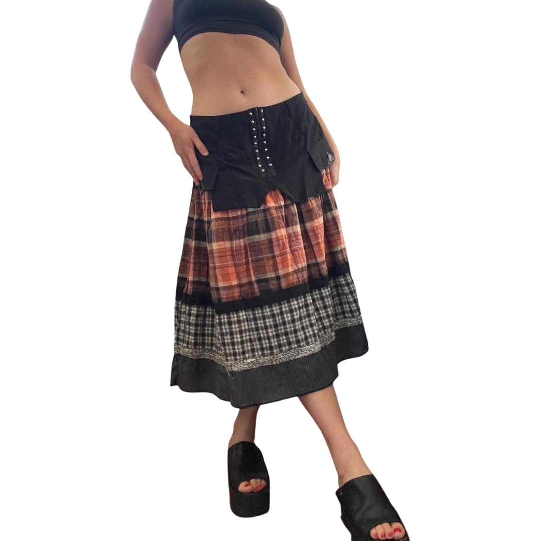 Unique 00s grunge midi skirt