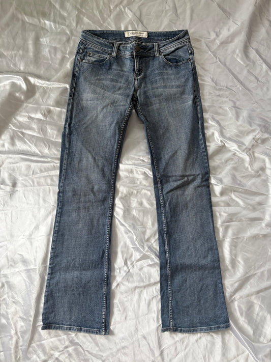 00’s low rise junk jeans