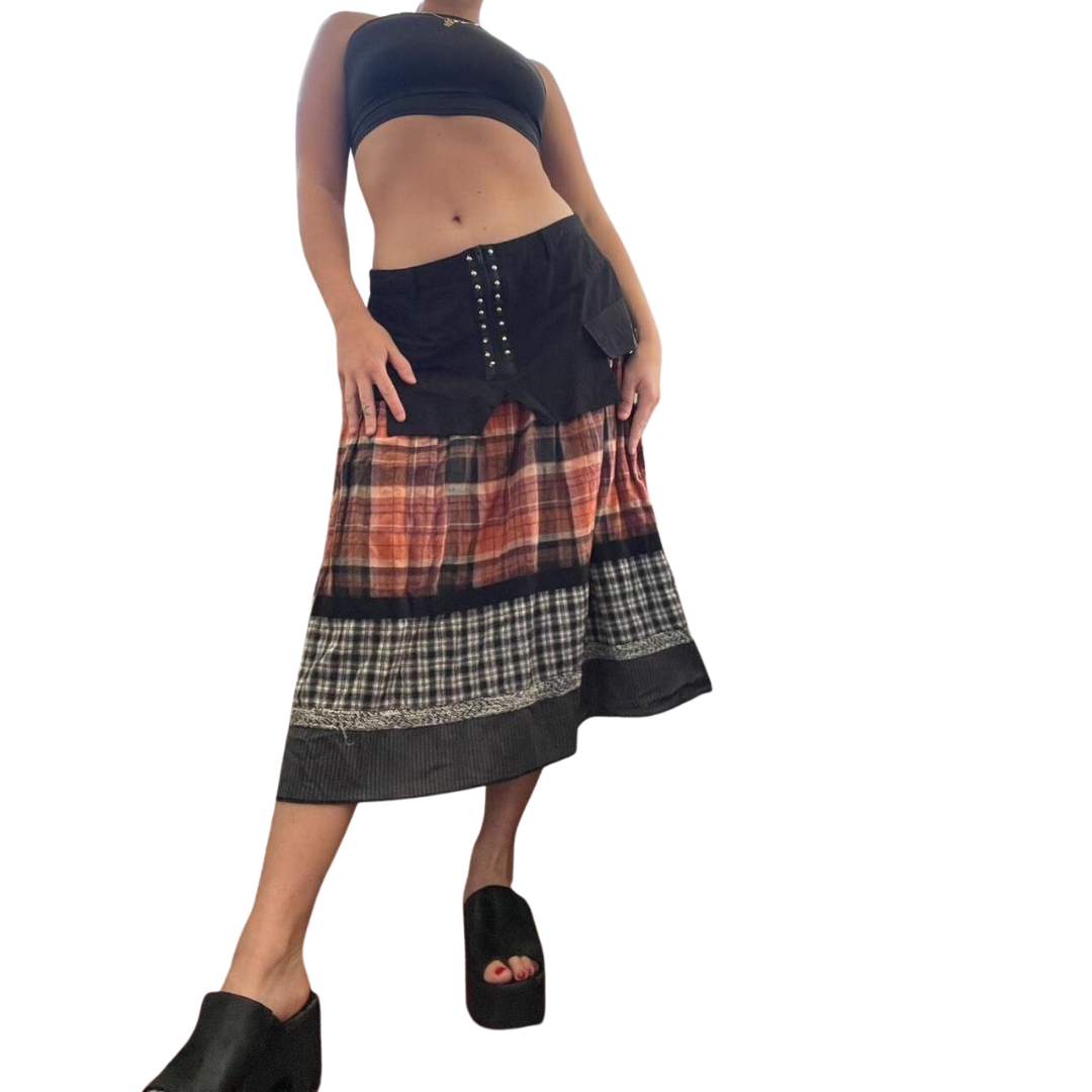 Unique 00s grunge midi skirt